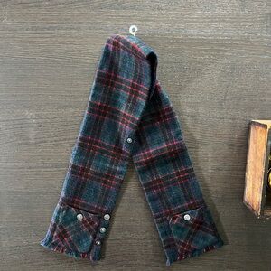 BEST & CO FIFTH AVE Rare Vintage Tartan Scardigan 100% Zephyr Wool Button Scarf